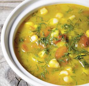 Maissuppe mit Linsen