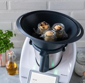 Gedämpfte Muffins mit Schokolade