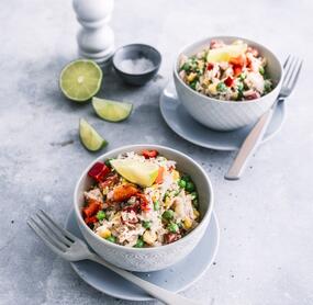 Reissalat mit Thunfisch und Limetten-Mayonnaise