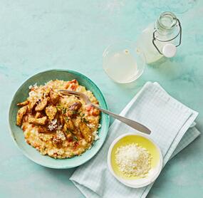Spanisches Risotto mit Hühnchen und Manchego