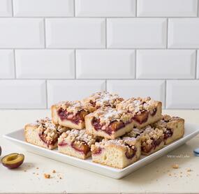 Pflaumenkuchen mit Hefeteig vom Blech
