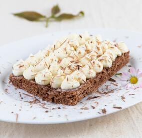 Mascarpone-Blechkuchen mit Eierlikör