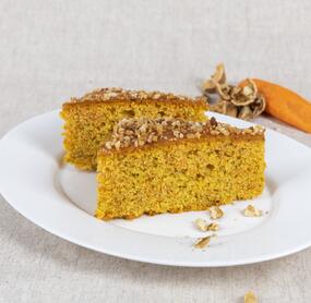 Nuss-Karottenkuchen mit wenig Zutaten