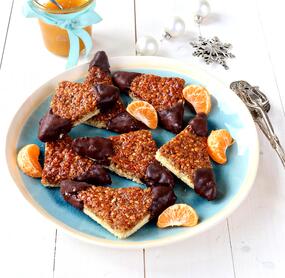 Nussecken mit Marmelade