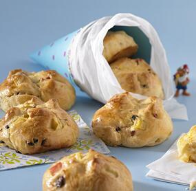 Supereinfache Apfelbrötchen mit Rosinen