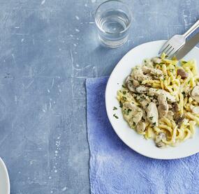Hähnchen Jägerart mit Spätzle