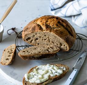Roggen-Dinkel-Brot