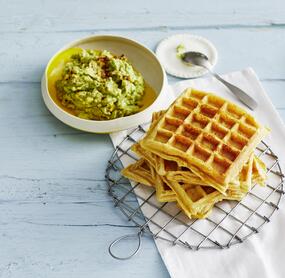 Maiswaffeln mit Guacamole