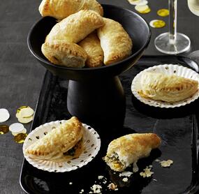 Spinat-Käse-Taschen mit Blätterteig