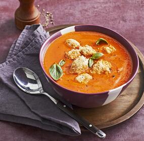Tomatensuppe mit Sesam-Hähnchen aus dem Varoma®