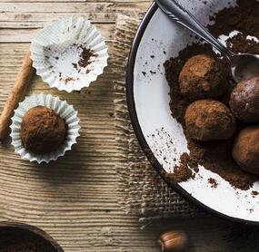Klassische Rumkugeln einfach selber machen