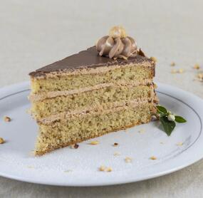 Nugatmousse-Torte