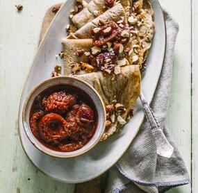 Buchweizengalettes mit Pflaumenkompott