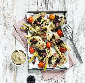Gebackener Fenchel mit Oliven-Tapenade und Auberginen-Dip