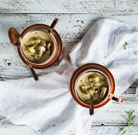 Maronencremesuppe mit Pilztopping