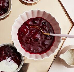 Rote Grütze mit Schuss