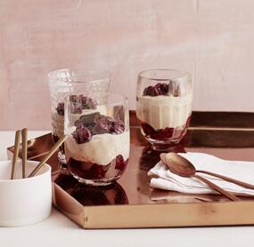 Schokoquark mit Kirschkompott