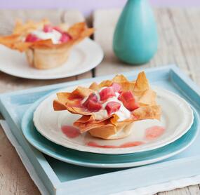 Kleine Rhabarbertörtchen