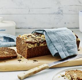 Nuss-Feigen-Vollkornbrot