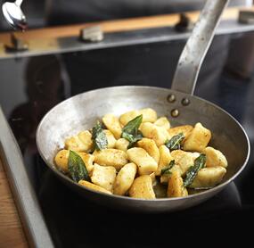 Gnocchi in edler Salbeibutter