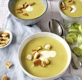 Lauchcremesuppe mit Crème fraîche