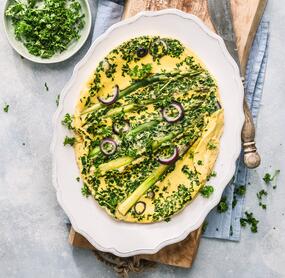Spargel-Kräuter-Omelett