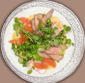 Brunnenkressesalat mit Hüftsteak-Tagliata