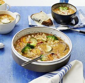 Italienischer Gemüseeintopf mit Risotto-Reis