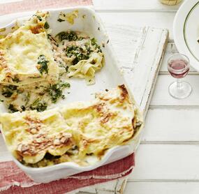 Die leckerste Lasagne mit Spinat und Räucherlachs
