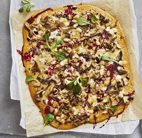 Polenta-Pizza mit Pilzen