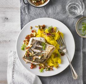 Zarter Seehecht mit Safran-Kartoffelpüree
