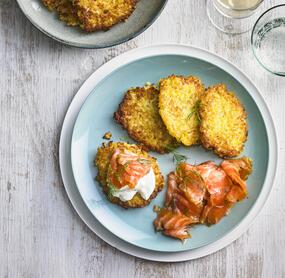 Graved Lachs mit feinen Reibekuchen