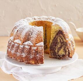 Fruchtiger Blaubeer-Marmorkuchen