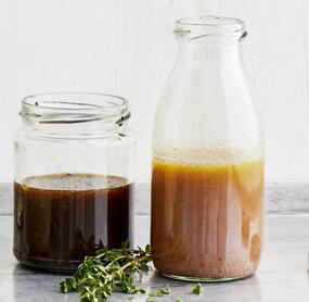 Feines italian Dressing mit Knoblauch und Thymian