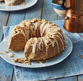 Saftiger Nusskuchen aus dem Varoma®