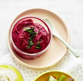 Rote-Bete-Hummus