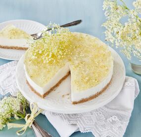 Holunderblütentorte mit Joghurt ganz ohne Backen
