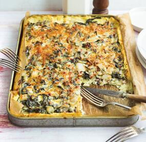 Kartoffelkuchen mit Mangold und Speck