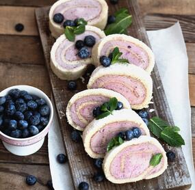 Blaubeer-Mascarpone-Rolle