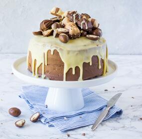 Drip-Cake: „Kinder Schokolade“-Torte mit Wow-Effekt