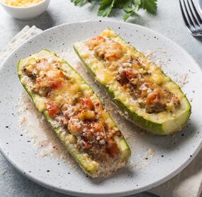 Gefüllte Zucchini mit Champignons