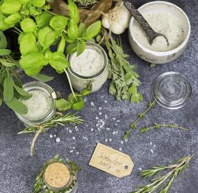 Mediterranes Kräutersalz