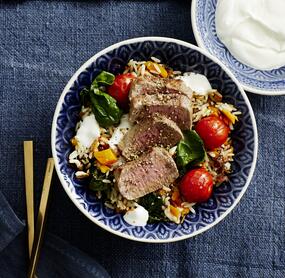 Lockerer Gemüsereis mit Lamm