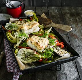 Schlemmerfilet mit Ofengemüse und Senfsoße