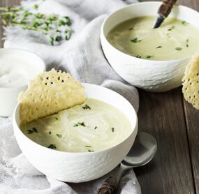 Wirsing-Parmesancremesuppe
