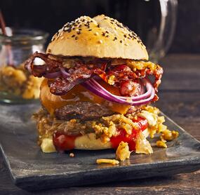 Beef Burger mit Bacon