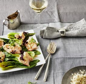 Lachs mit Pak Choi und Ponzu-Sauce
