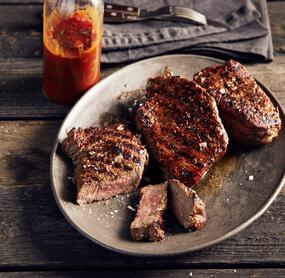 Marinierte Rinderhüftsteaks vom Grill