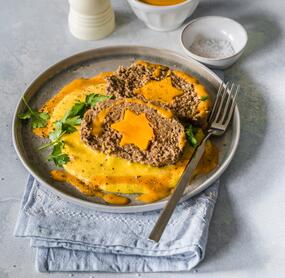 Hackbraten mit Kürbis-Kartoffel-Stampf