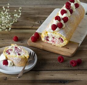 Biskuitrolle mit Mascarponecreme